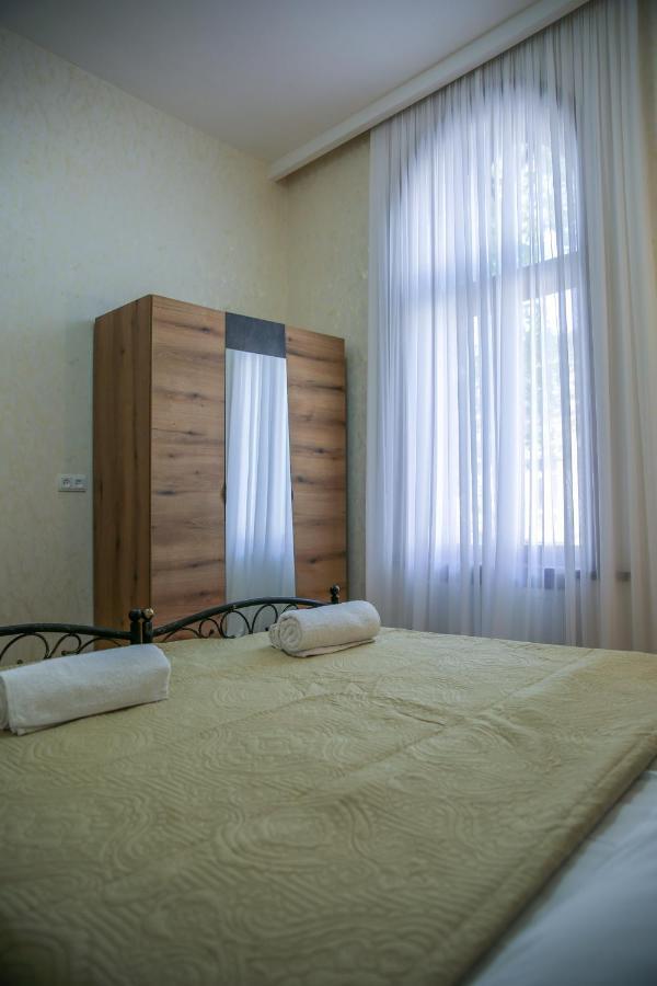 Lalis Apartment Tbilisi Bagian luar foto